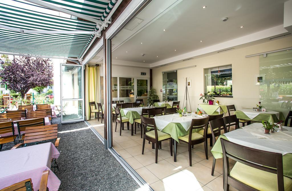 Bauernwirt Hotel Graz Exterior foto