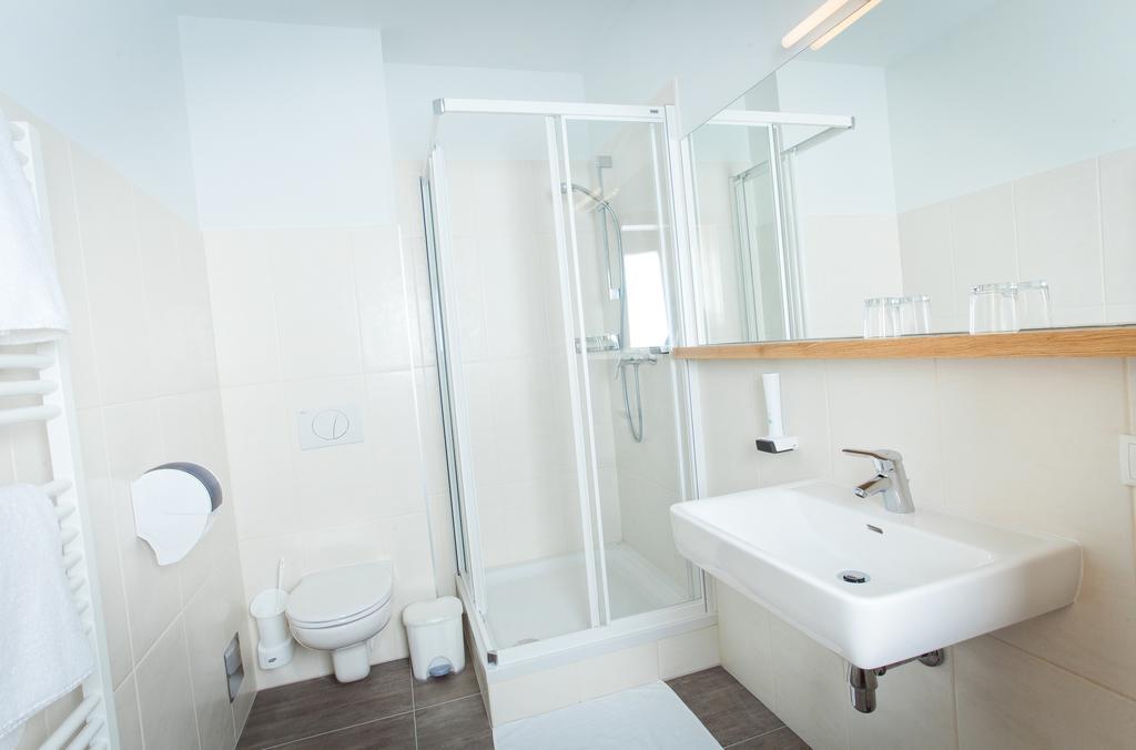 Bauernwirt Hotel Graz Quarto foto